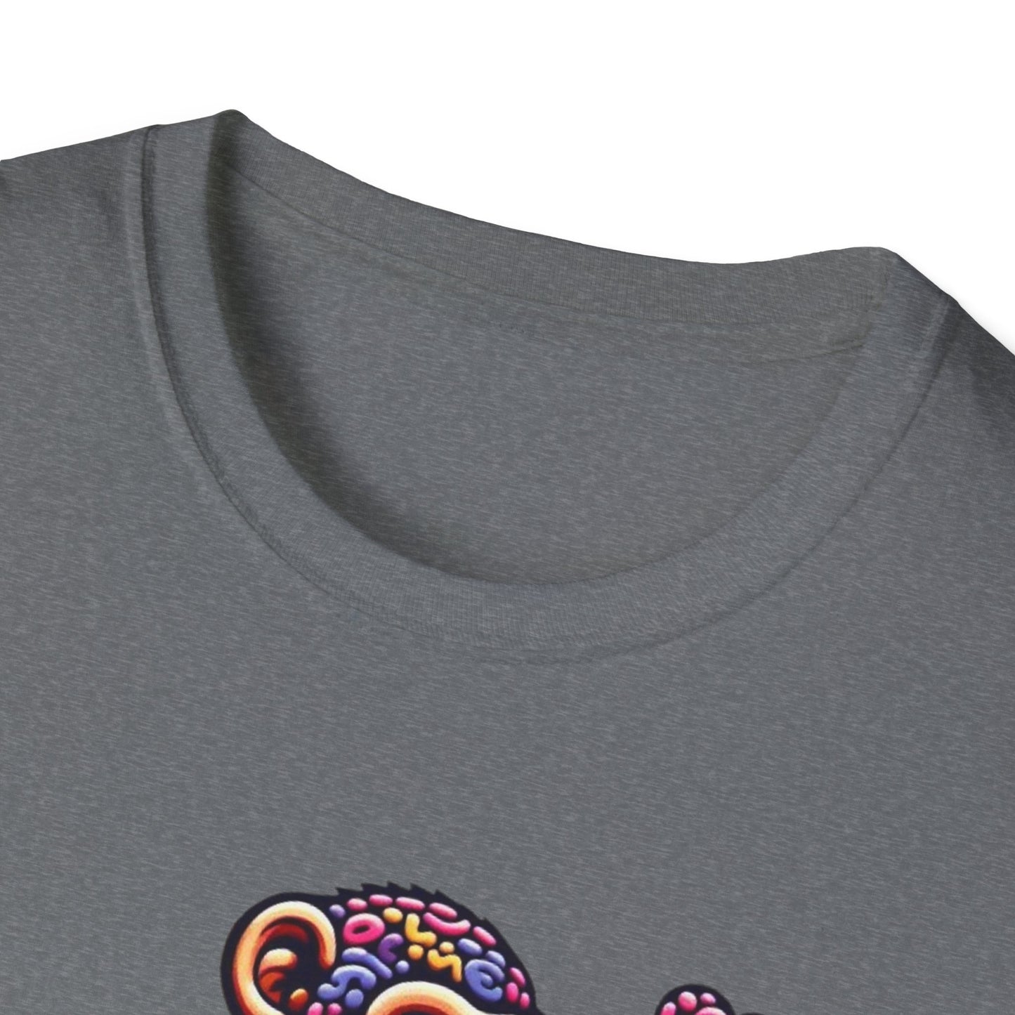 T-Shirt Love Monkey - Cool & Stylish Unisex Softstyle Tee for Casual Wear, Perfect Gift for Friends and Family