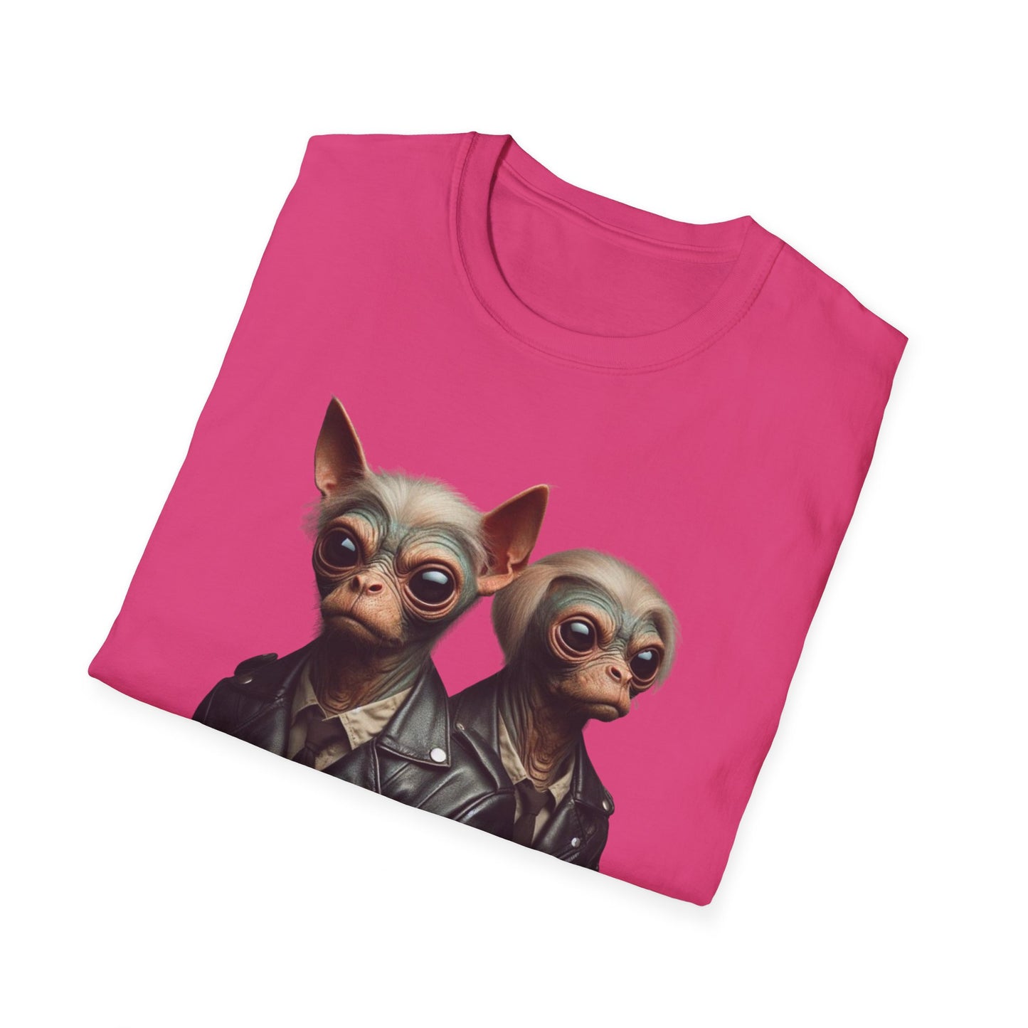 T-Shirt Alien Dog Bounty Hunter, Unique Sci-Fi Graphic Tee, Perfect for Casual Wear, Awesome Birthday Gift for Geeks