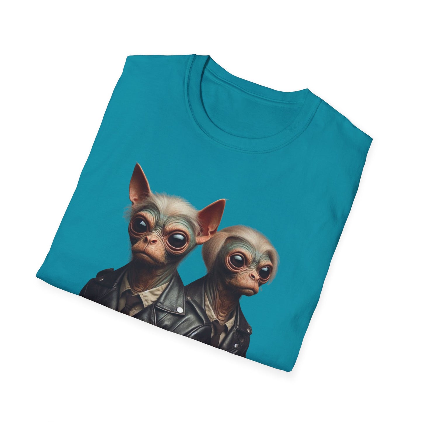 T-Shirt Alien Dog Bounty Hunter, Unique Sci-Fi Graphic Tee, Perfect for Casual Wear, Awesome Birthday Gift for Geeks