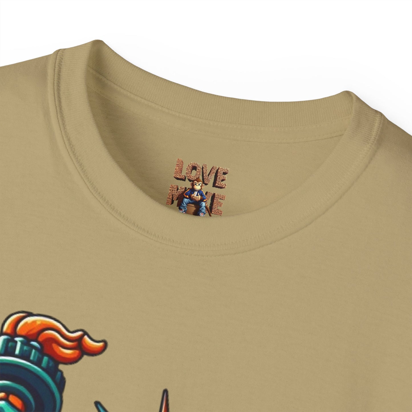 Retro 1970s Statue of Liberty Tee - Unisex Casual Wear T-Shirt - Iconic American Landmark Gift for All Ages