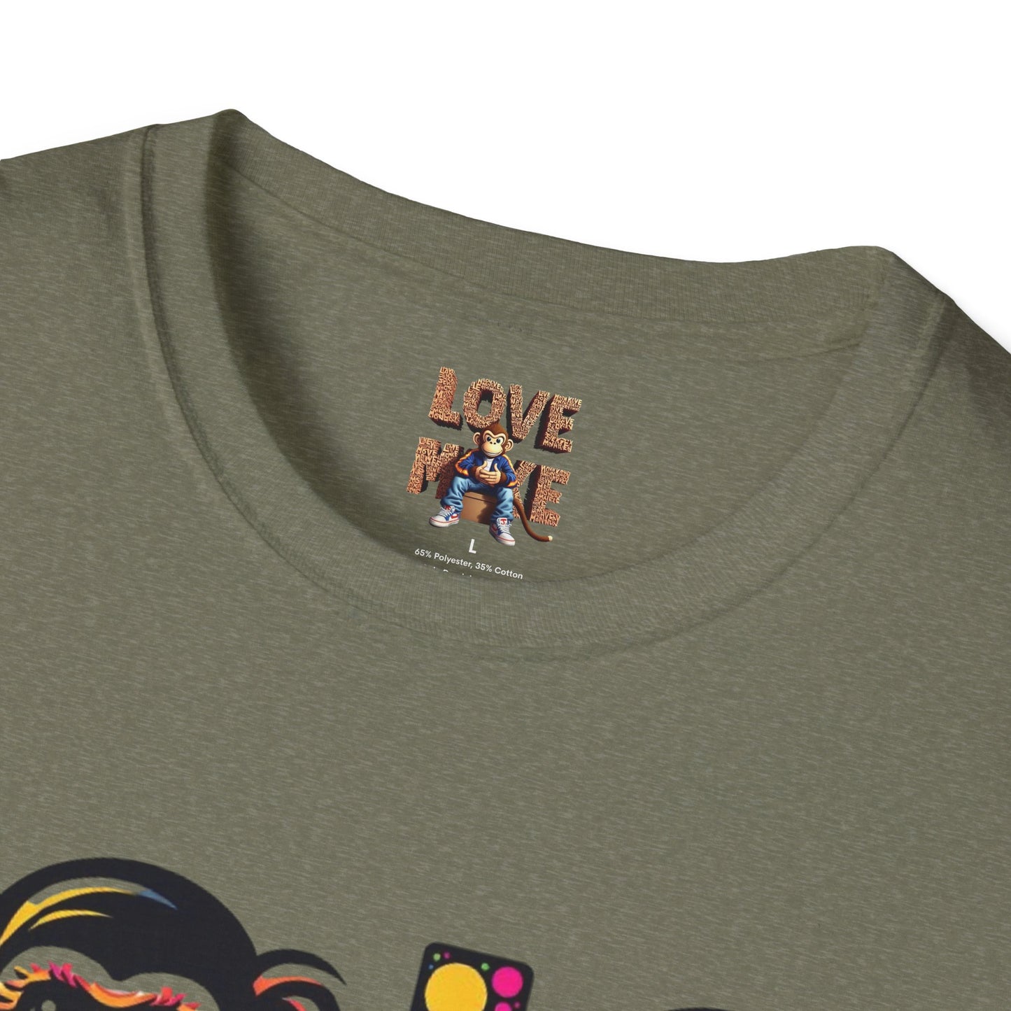 T-Shirt Love Monkey - Unisex Softstyle Casual Wear, Fashionable & Unique Gift for Friends, Family, Birthdays and More