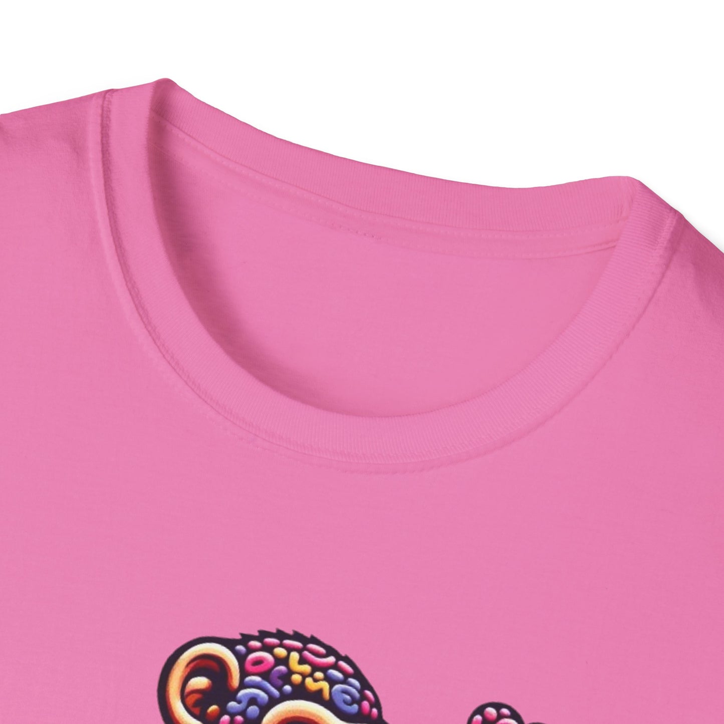 T-Shirt Love Monkey - Cool & Stylish Unisex Softstyle Tee for Casual Wear, Perfect Gift for Friends and Family