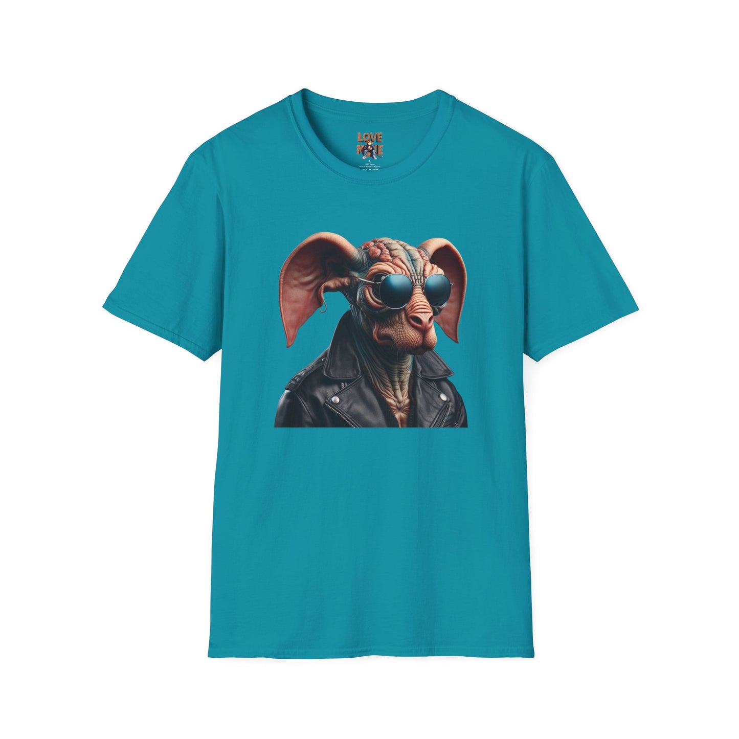 Alien Dog & Rabbit Bounty Hunter T-Shirt, Trendy Sci-Fi Graphic Tee, Must-Have for Gamers and Geek Gifts