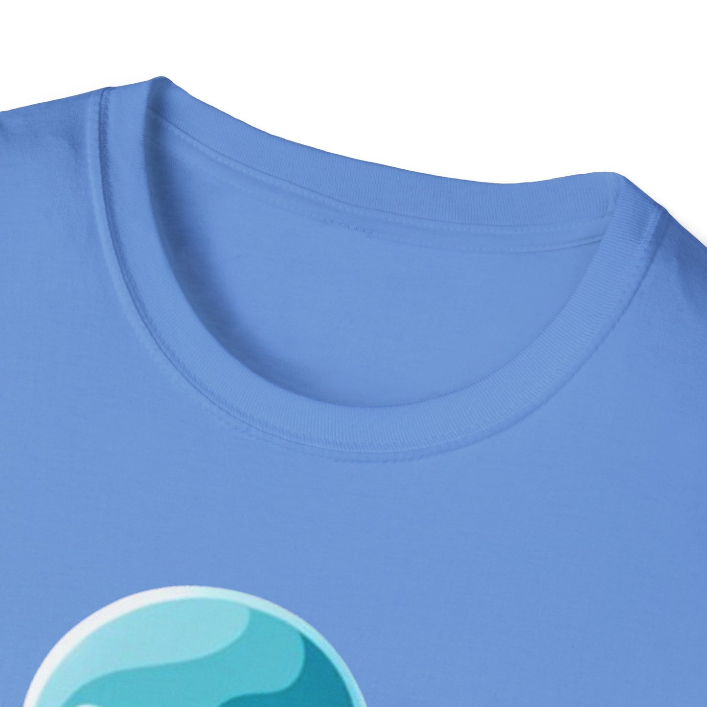T-Shirt: Fun Loving Alien Design, Unique Graphic Tee for Casual Wear, Perfect Gift for Sci-Fi Fans