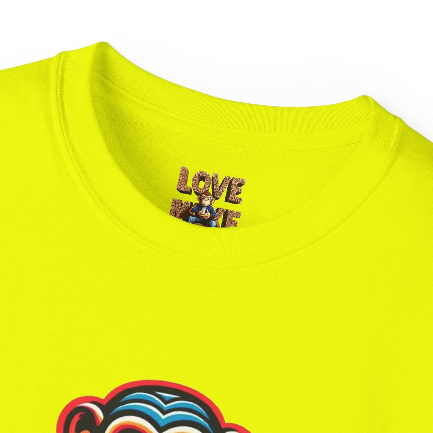 Love Monkey T-Shirt - Trendy Unisex Softstyle Tee for Everyday Style, Ideal Gift for Friends, Family & Loved