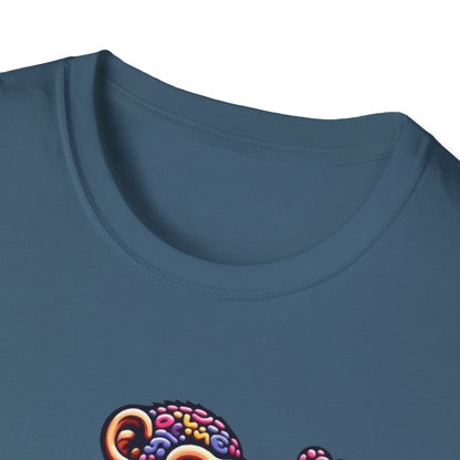 T-Shirt Love Monkey - Cool & Stylish Unisex Softstyle Tee for Casual Wear, Perfect Gift for Friends and Family