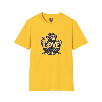 T-shirt - Funky & Stylish Love Monkey Design, Casual Wear for Trendy Fashion Lovers, Perfect Gift for Friends