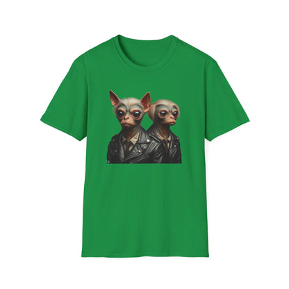 T-Shirt Alien Dog Bounty Hunter, Unique Sci-Fi Graphic Tee, Perfect for Casual Wear, Awesome Birthday Gift for Geeks