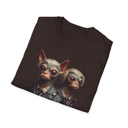 T-Shirt Alien Dog Bounty Hunter, Unique Sci-Fi Graphic Tee, Perfect for Casual Wear, Awesome Birthday Gift for Geeks