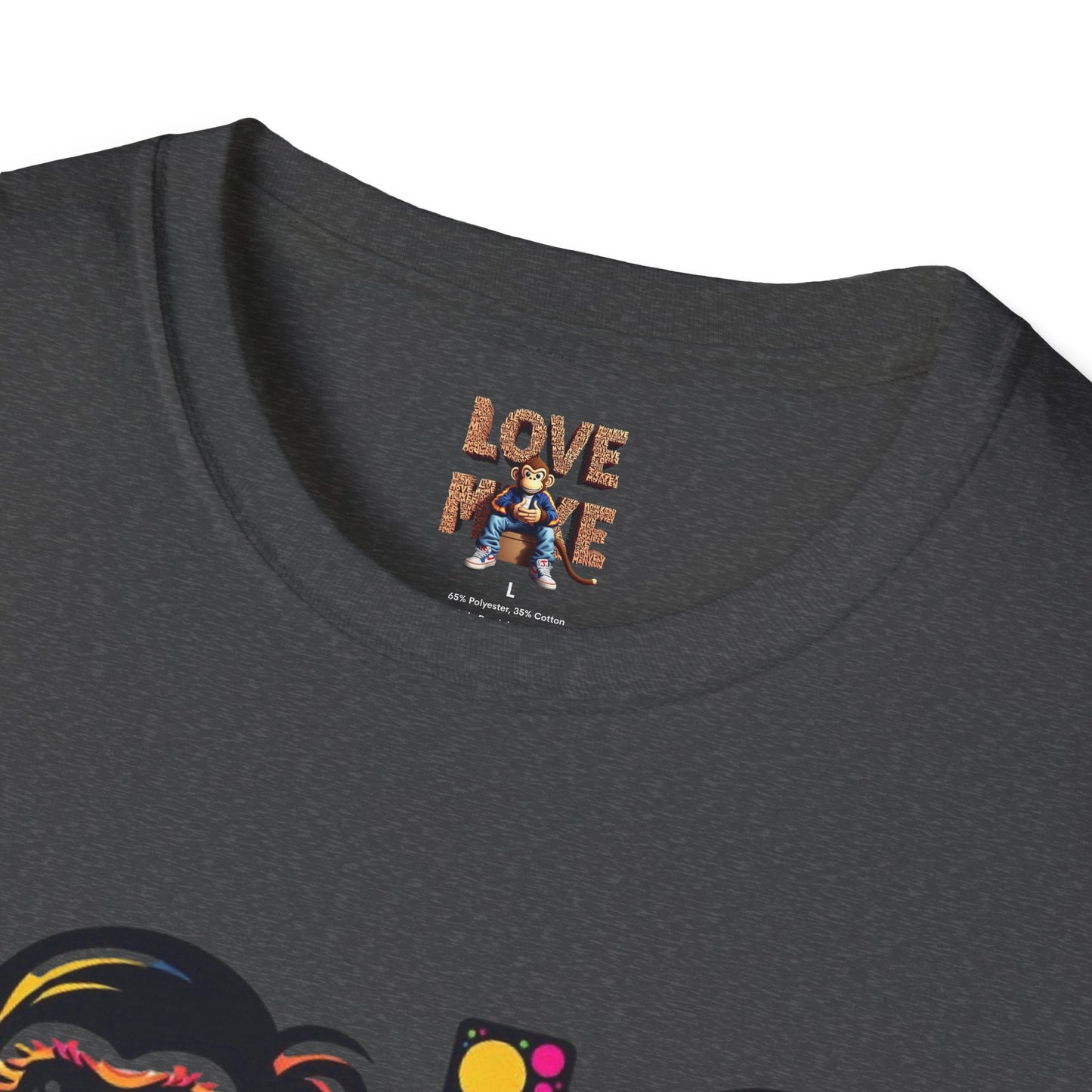 T-Shirt Love Monkey - Unisex Softstyle Casual Wear, Fashionable & Unique Gift for Friends, Family, Birthdays and More