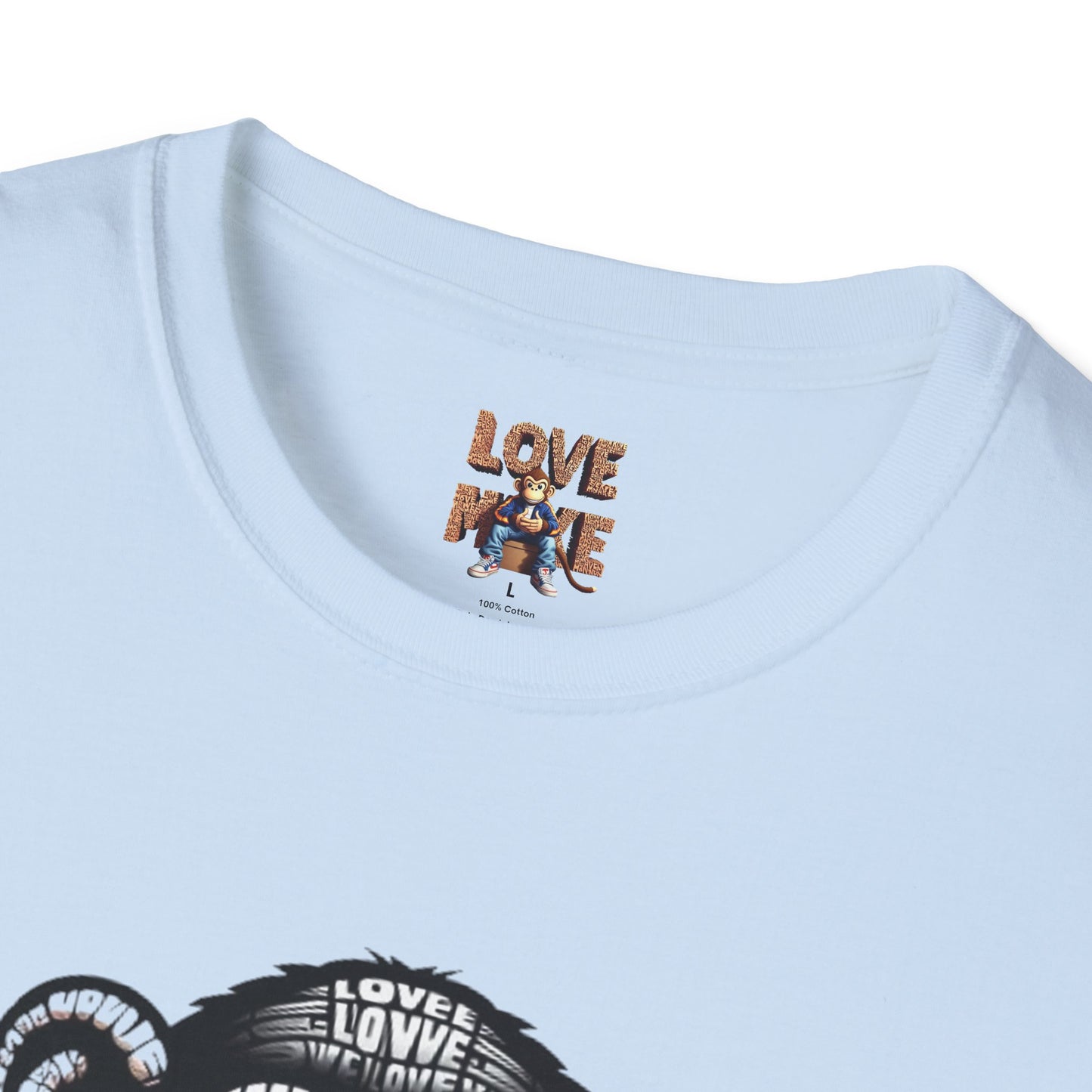T-shirt - Funky & Stylish Love Monkey Design, Casual Wear for Trendy Fashion Lovers, Perfect Gift for Friends