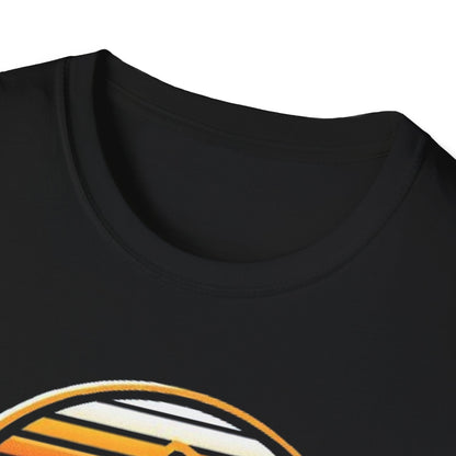 Muscle Beach T-Shirt, Vintage-Inspired Fitness Tee, Perfect for Gym Enthusiasts, Unique Bodybuilding Gift Idea