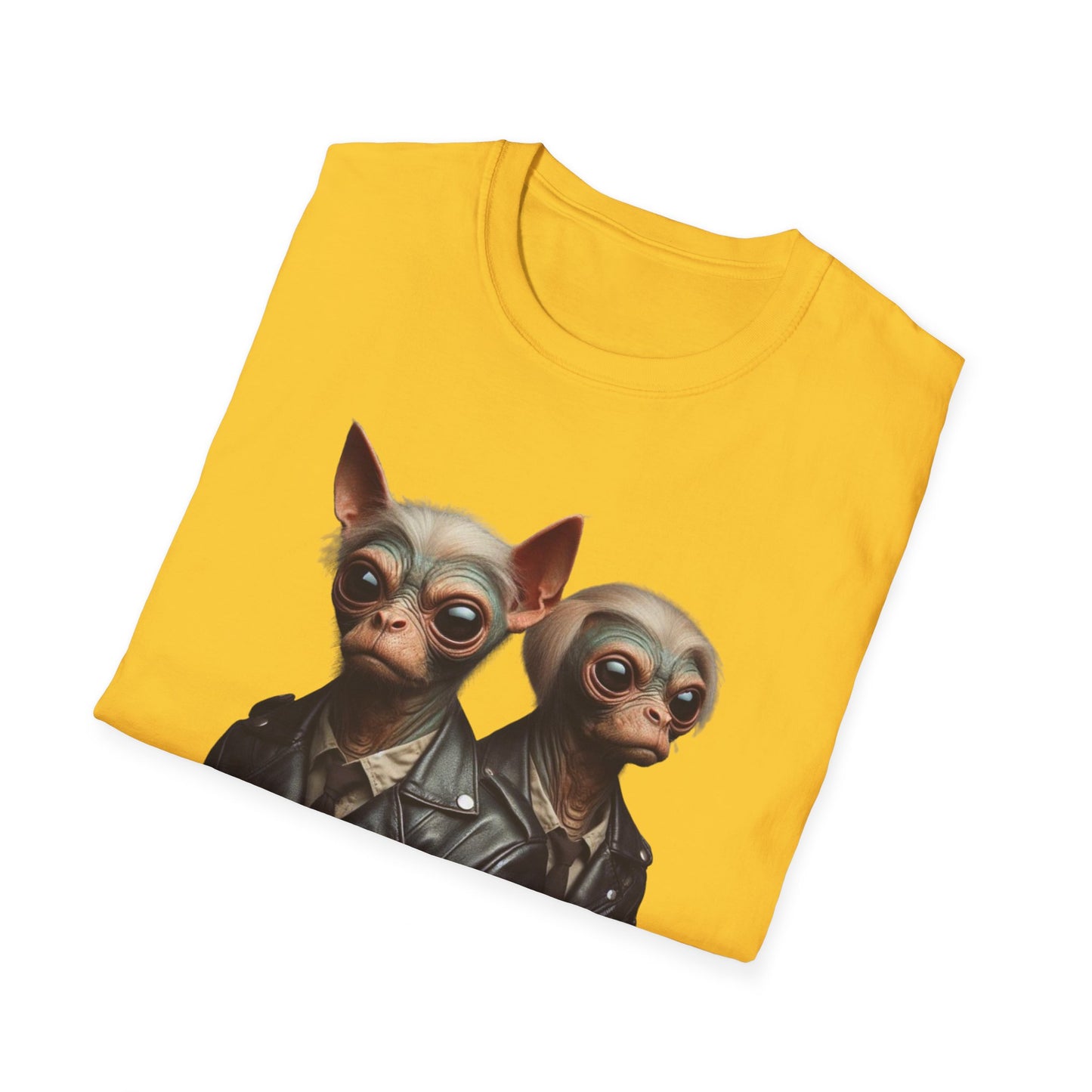 T-Shirt Alien Dog Bounty Hunter, Unique Sci-Fi Graphic Tee, Perfect for Casual Wear, Awesome Birthday Gift for Geeks
