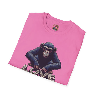 T-shirt - Funky & Stylish Love Monkey Design, Casual Wear for Trendy Fashion Lovers, Perfect Gift for Friends