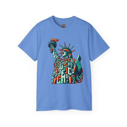 Retro 1970s Statue of Liberty Tee - Unisex Casual Wear T-Shirt - Iconic American Landmark Gift for All Ages