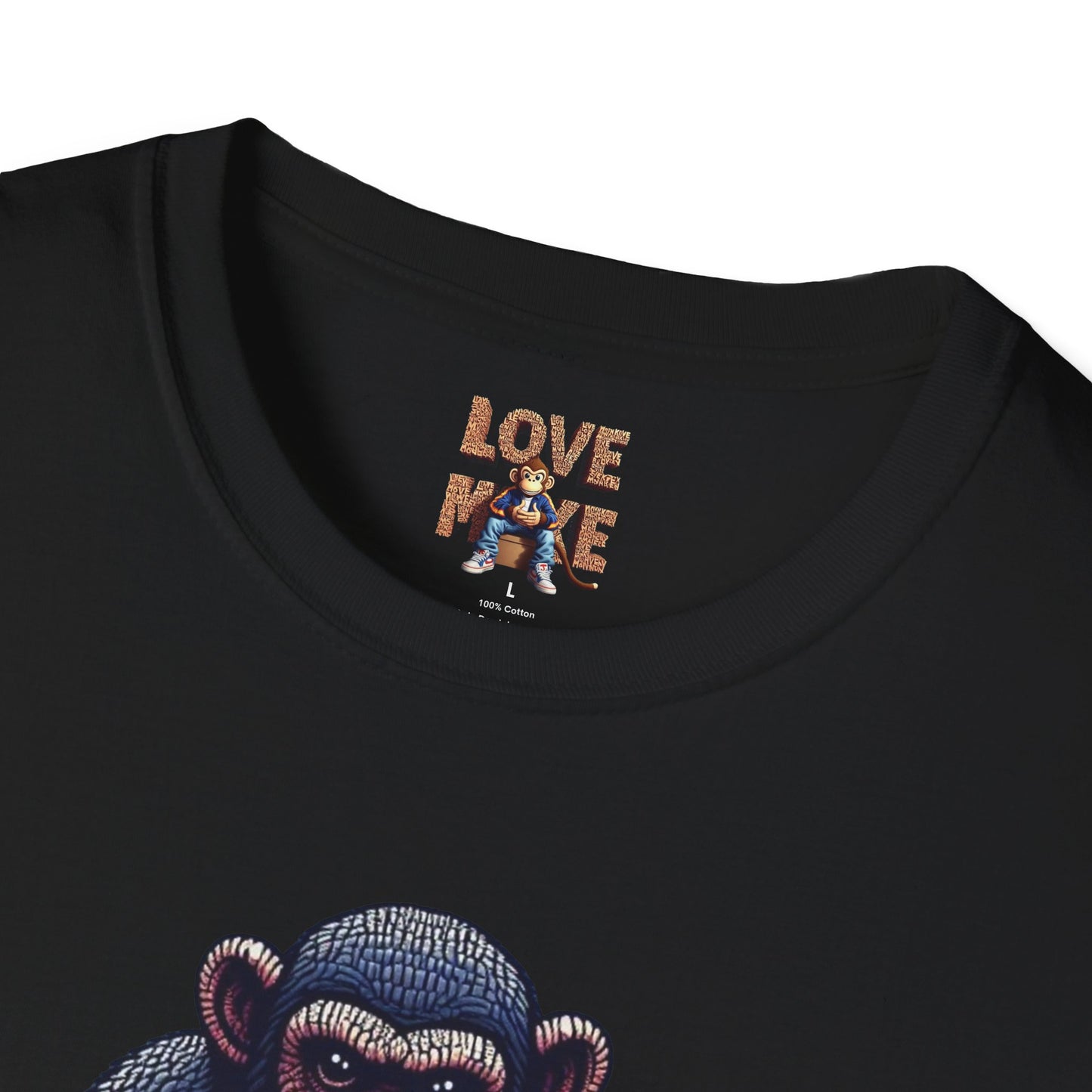 T-shirt - Funky & Stylish Love Monkey Design, Casual Wear for Trendy Fashion Lovers, Perfect Gift for Friends