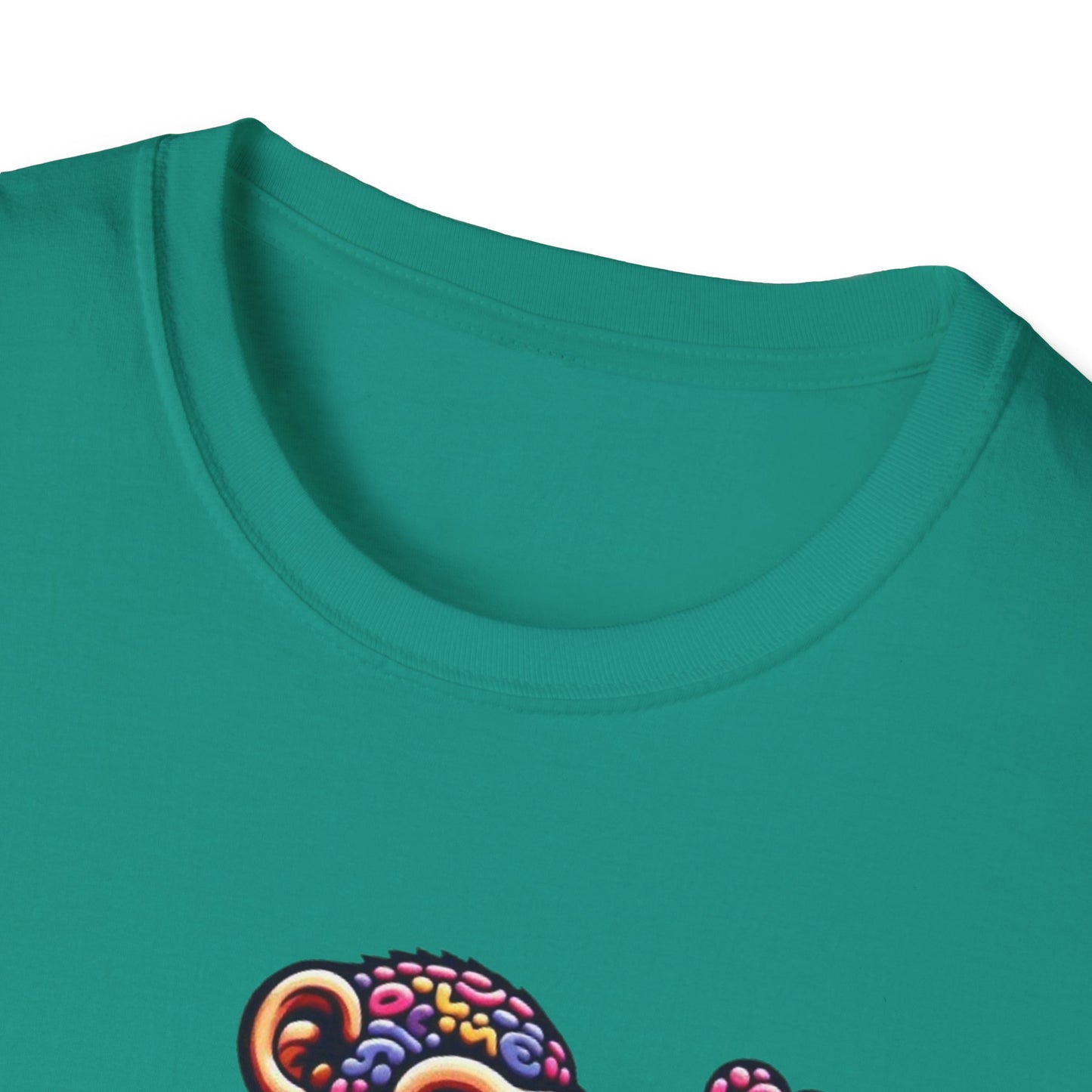 T-Shirt Love Monkey - Cool & Stylish Unisex Softstyle Tee for Casual Wear, Perfect Gift for Friends and Family
