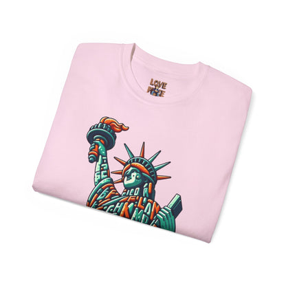 Retro 1970s Statue of Liberty Tee - Unisex Casual Wear T-Shirt - Iconic American Landmark Gift for All Ages