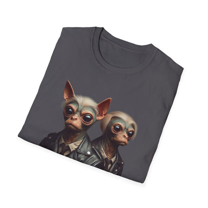T-Shirt Alien Dog Bounty Hunter, Unique Sci-Fi Graphic Tee, Perfect for Casual Wear, Awesome Birthday Gift for Geeks