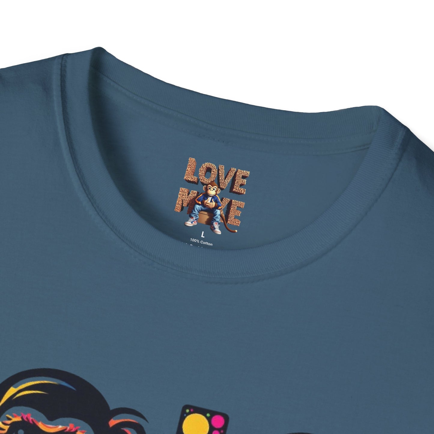 T-Shirt Love Monkey - Unisex Softstyle Casual Wear, Fashionable & Unique Gift for Friends, Family, Birthdays and More